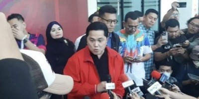 Didampingi Raffi Ahmad Hingga Kaesang Pangarep, Erick Thohir Resmi Daftar Calon Ketum PSSI